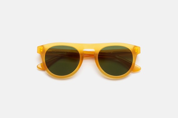 Retro Super Future Racer Sereno